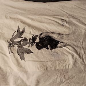 Weed Maps Official T Shirt | Womens L